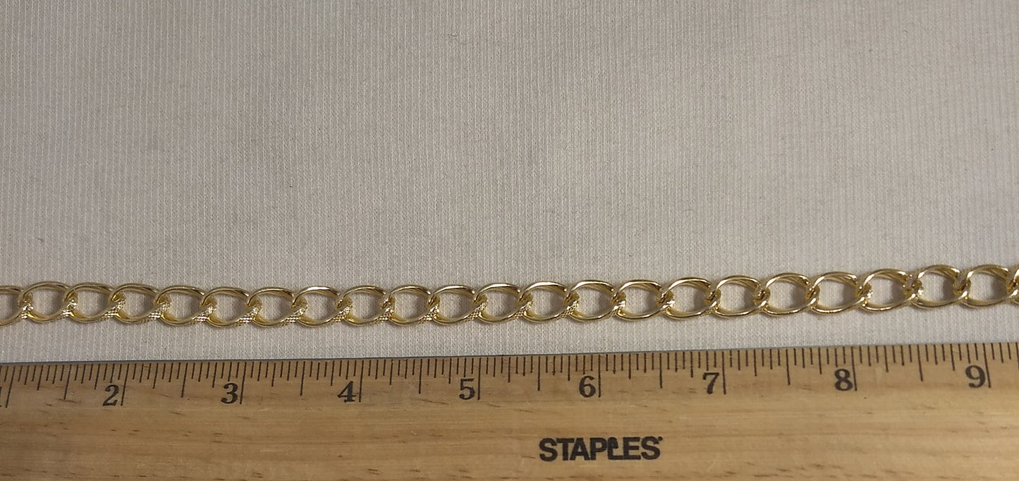 Chain #9239 #Gold #Aluminum #1yd