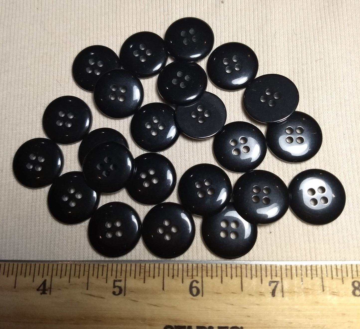 Button #P-Dome #4 Hole #Black #Basic #Polyester #10pc
