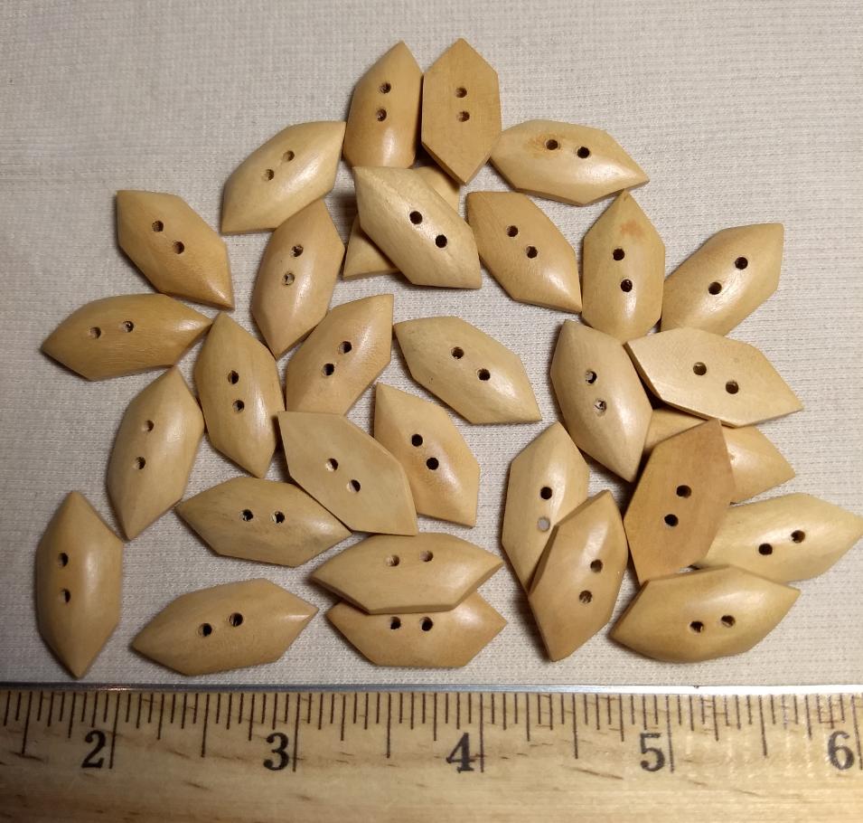 Button #Nugget-05 #2 Hole #Cream #Wood #10pc