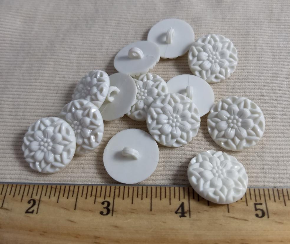Button #F1352 #Shank #White #Flower #Nylon #10pc