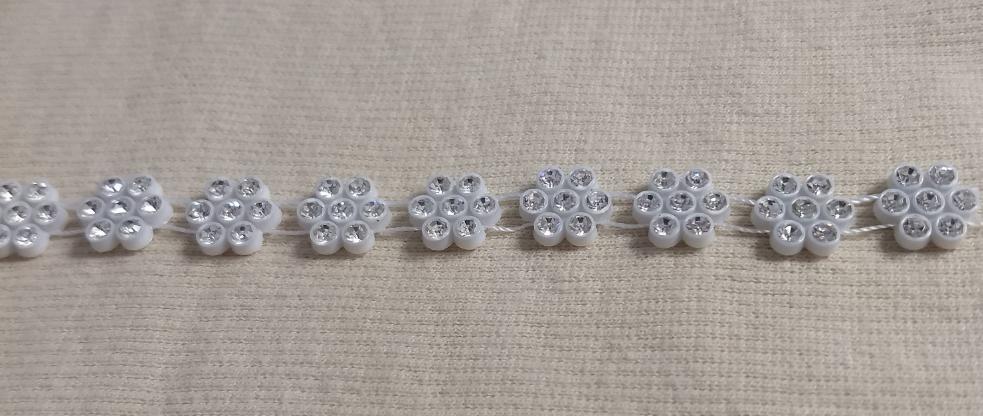 Trimming #5099A #White #Flower #1yd