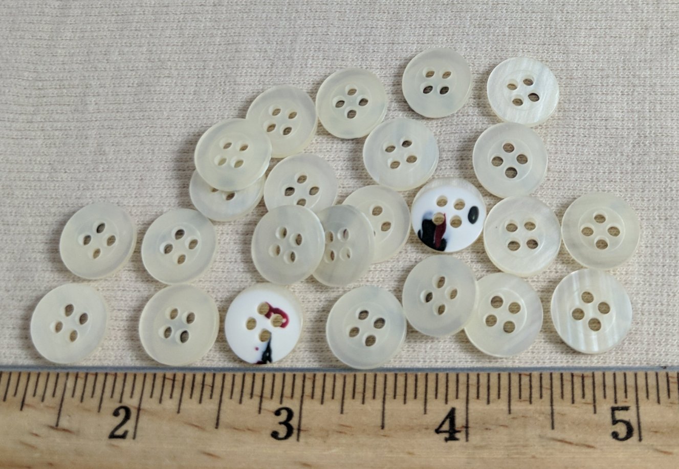 Button #1492 #4 Hole #Pearl #Polyester #10pc