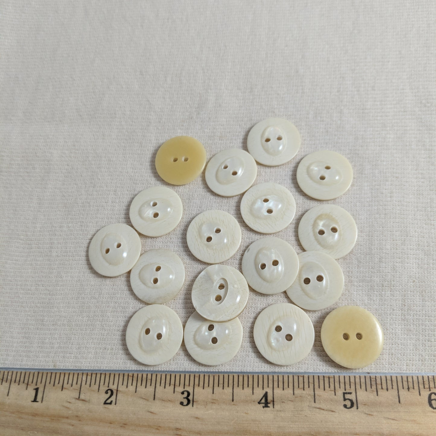Button #21437 #2 Hole #Ivory #Polyester #10pc