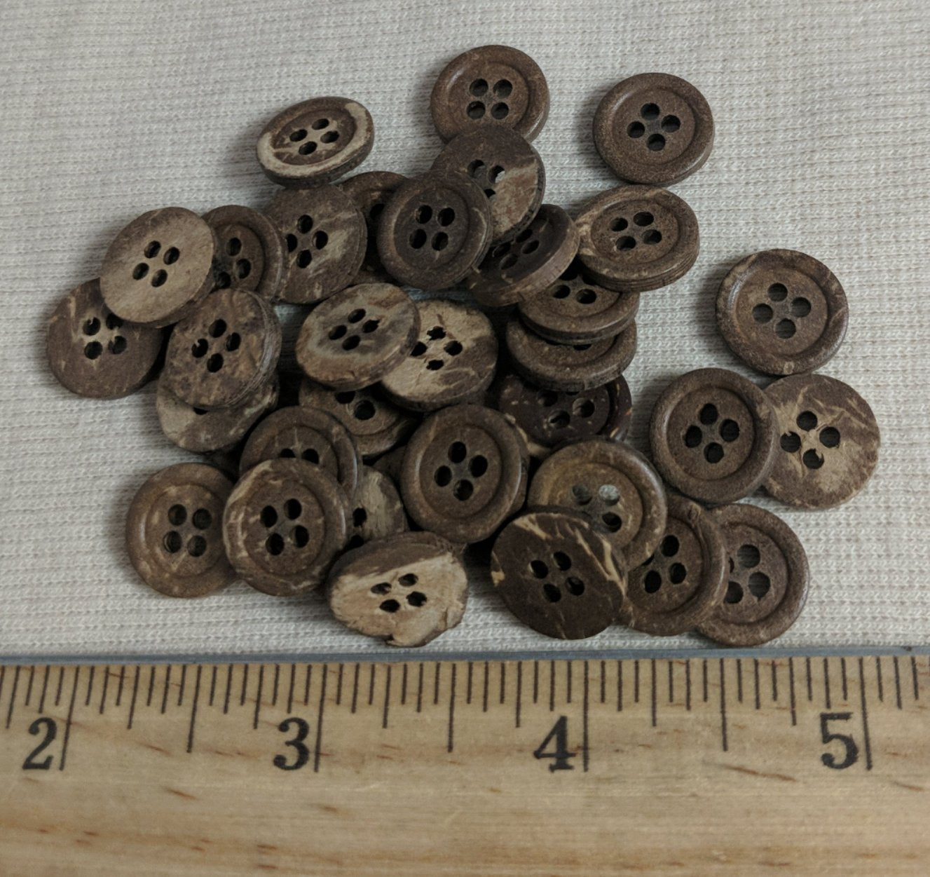 Button #26004 #4 Hole #Brown #Rim #Coconut #10pc