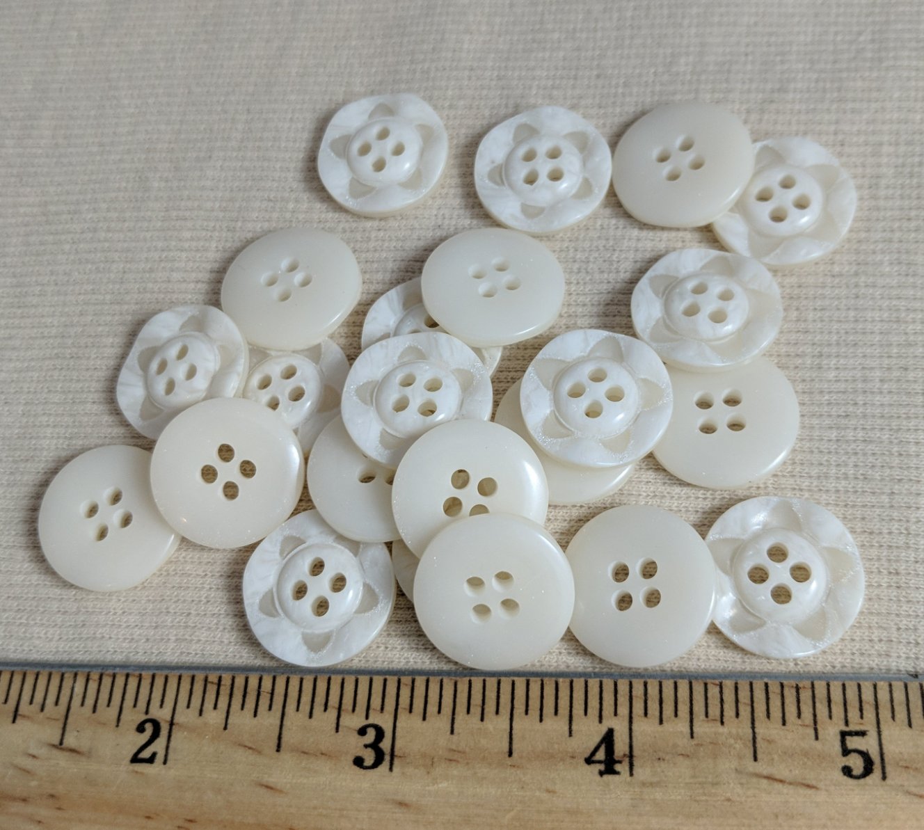 Button #P9020 #4 Hole #White #Star #Polyester #10pc