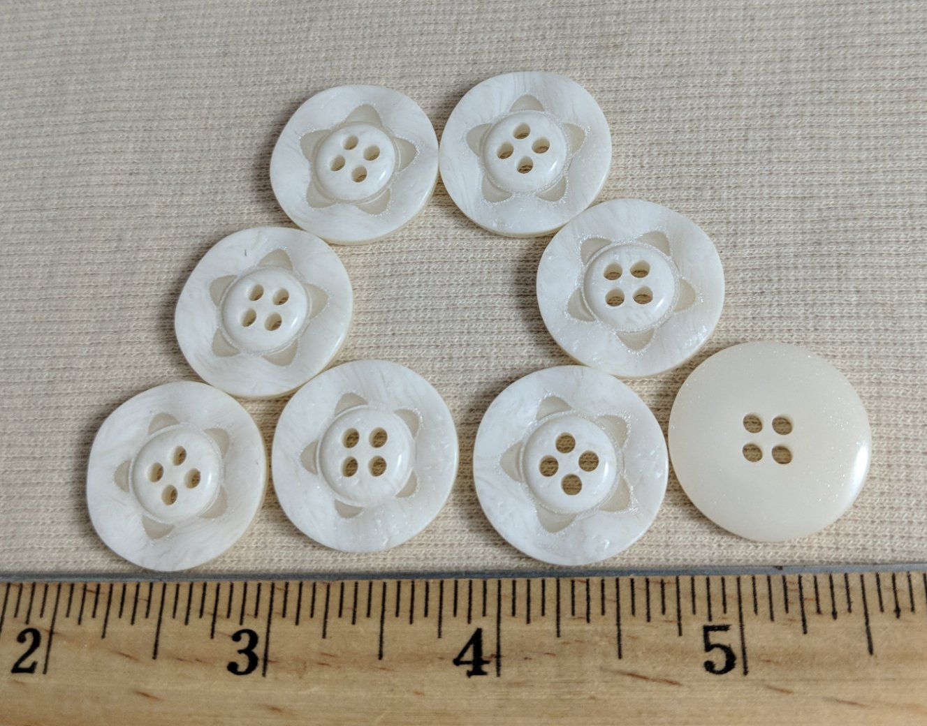 Button #P9020 #4 Hole #White #Star #Polyester #10pc