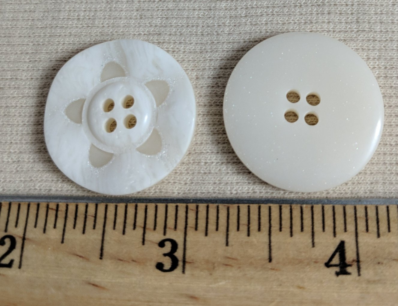 Button #P9020 #4 Hole #White #Star #Polyester #10pc