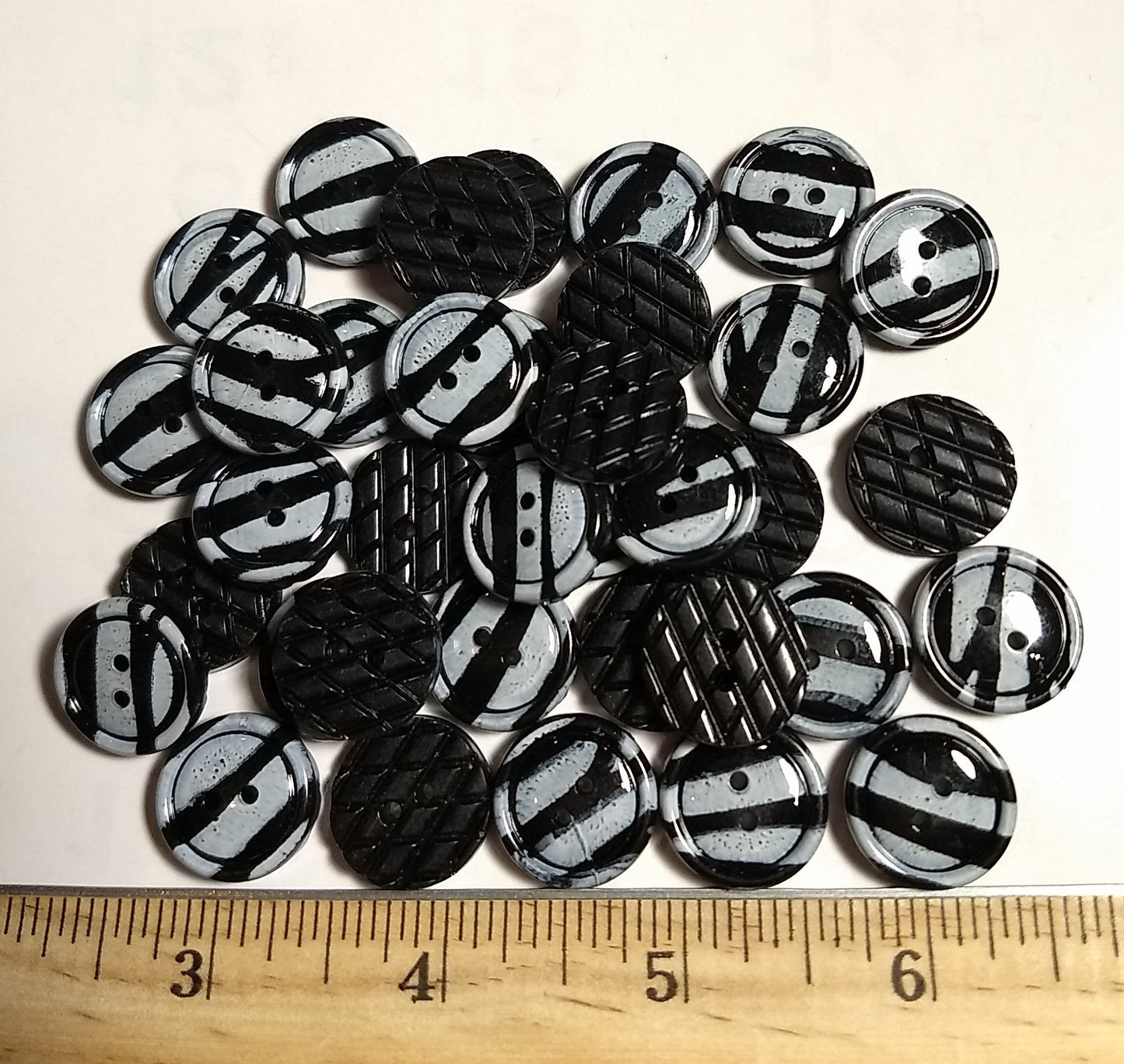 Button #KBM067 #2 Hole #Black #Rim #Polyester #10pc