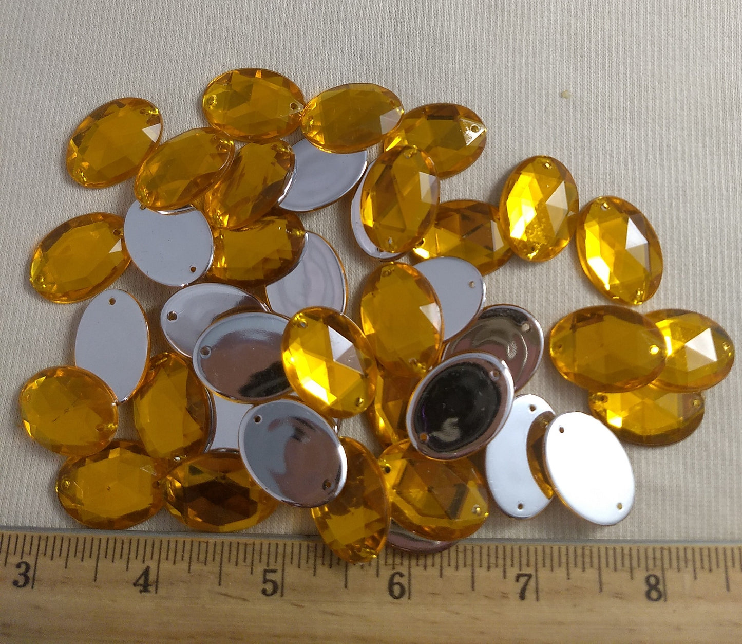 XFFZA24 #2-Hole #39 #Yellow #Oval #Acrylic-Stone #40pc