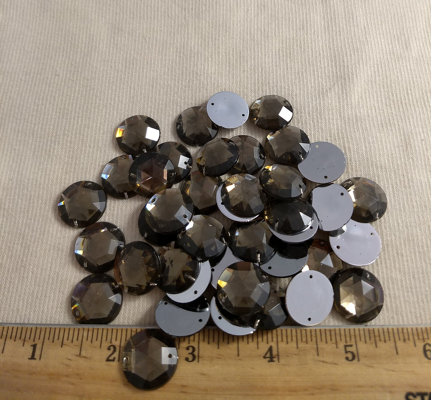 Bead XFFZ18 #2-Hole #40 #Brown #Round #Acrylic-Stone #40pc