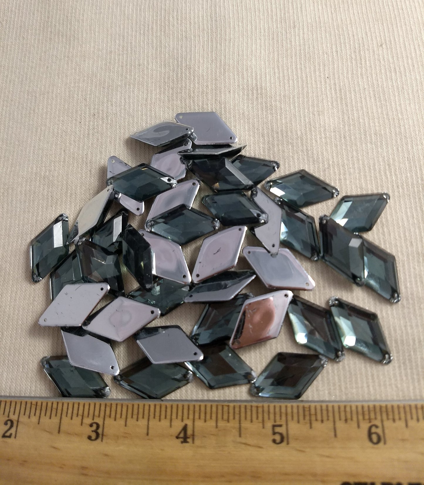 Bead #XFFZ1424 #2-Hole #Grey #Diamond #Acrylic-Stone #40pc