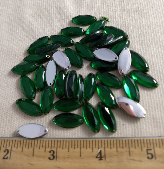 Bead BLG-19982A #2-Hole #22 #Green #Acrylic-Stone #40pc