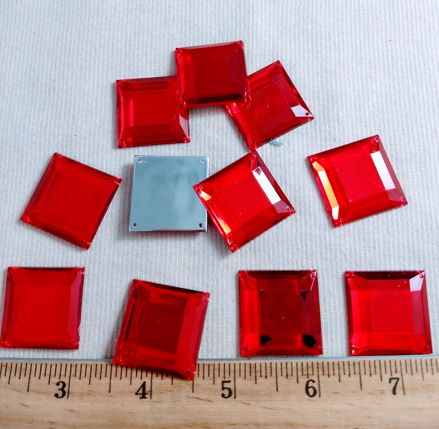 Bead #XFFZ25 #4-Hole #32 #Red #Square #Acrylic-Stone #20pc