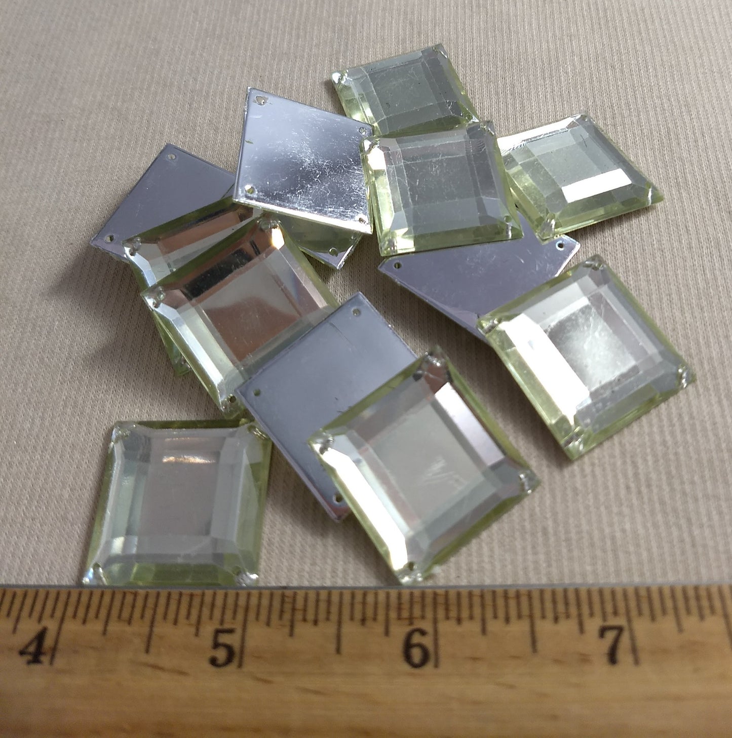 Bead #XFFZ25 #4-Hole #Green #Square #Acrylic-Stone #20pc