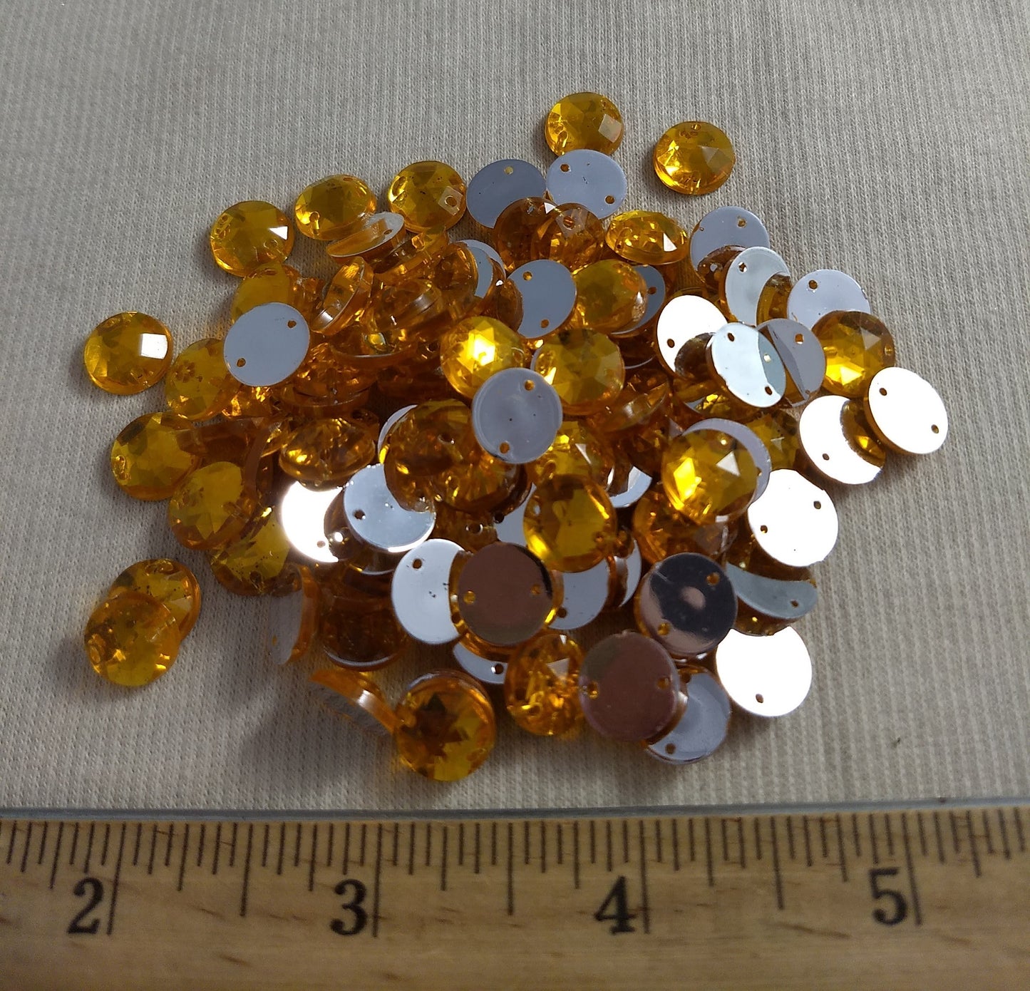 BEAD #XFFZ10 #2-Hole #39 #Gold #Round #Acrylic-Stone #100pc