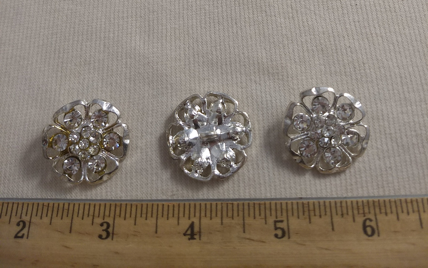 Button #AY1329 #Silver Heart #Rhinestone Abs #2pc