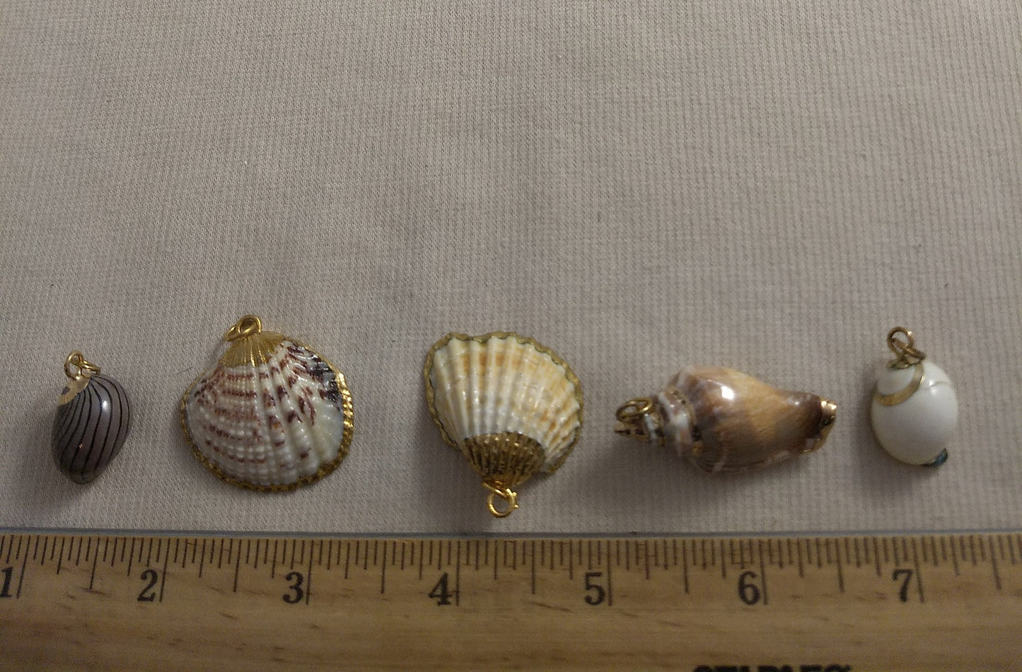 Pendant  #SS18 #Natural #Gold-Plated #Sea-Shell #Charm #1pk