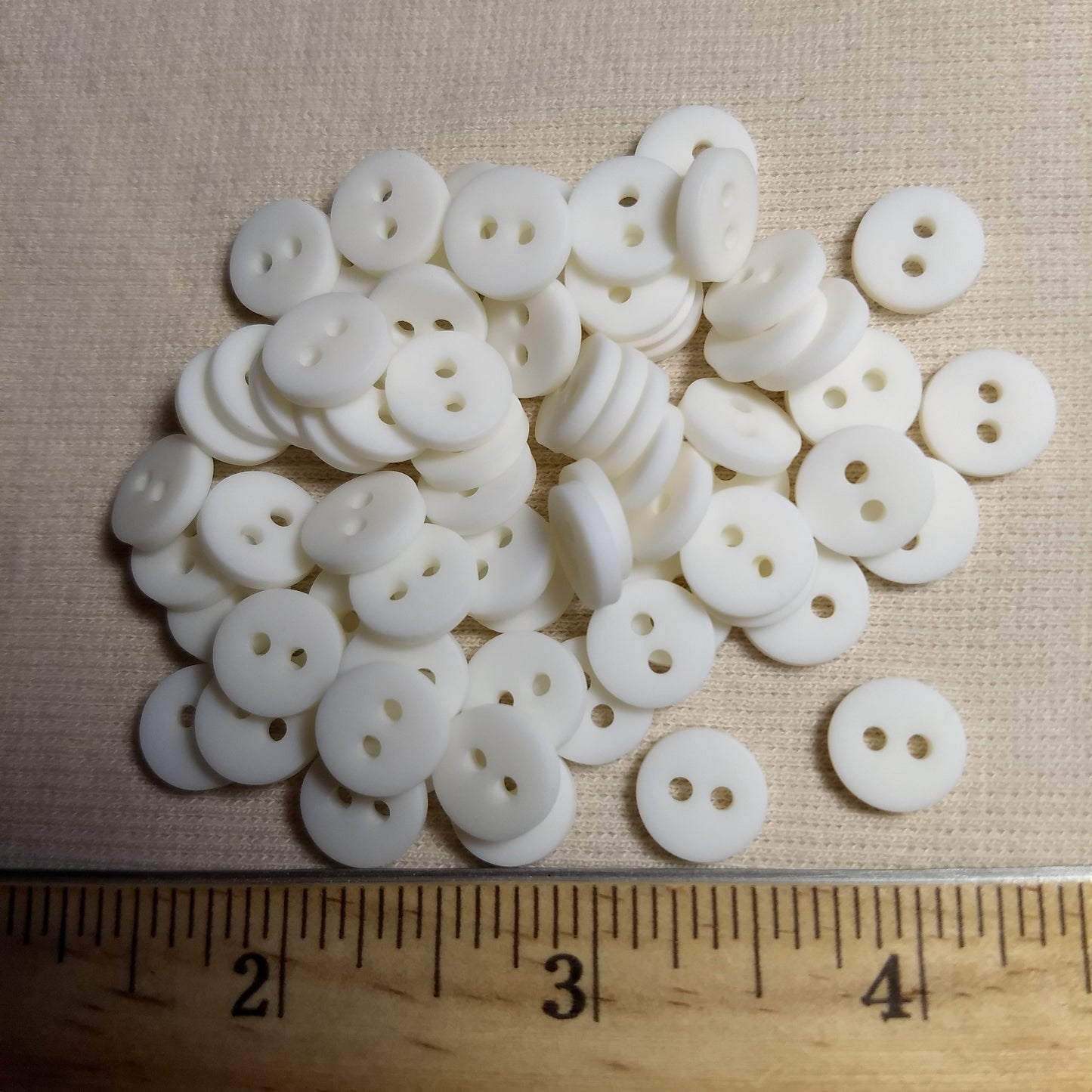 Button #P-Poker #2 Hole #White #Basic #Polyester #10pc