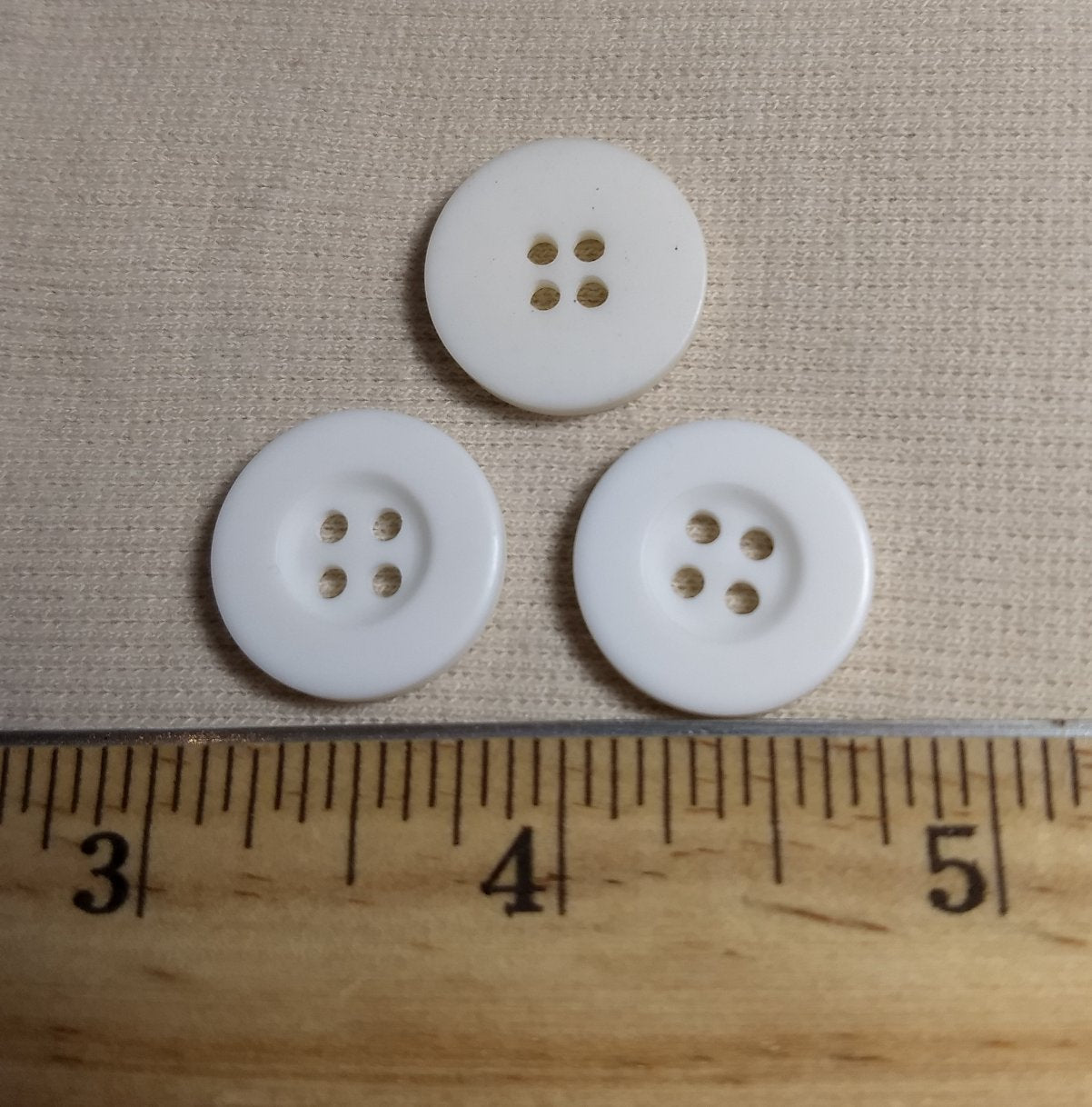 Button #P-Trevor #4 Hole #White #Basic #Polyester #10pc