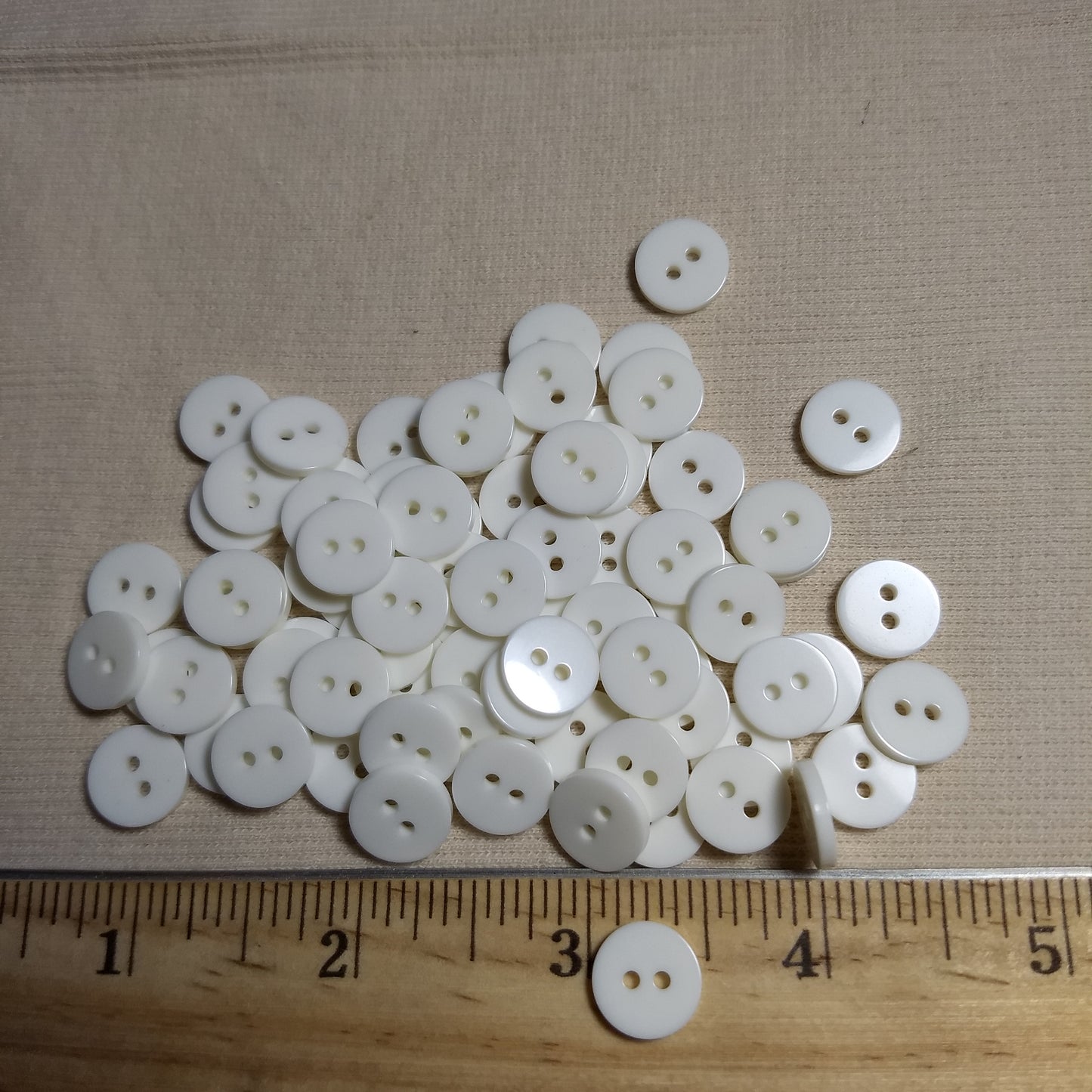 Button #P-Poker #2 Hole #White #Basic #Polyester #10pc