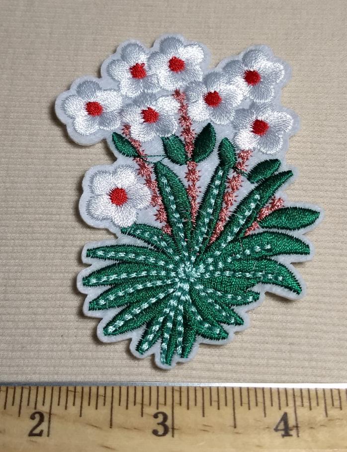 Applique #PK3031 #White #Flower #Patch  #1pc