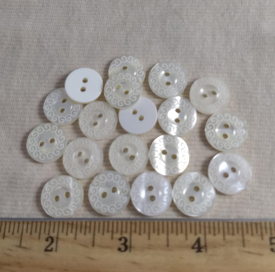 Button #23615 #2 Hole #Pearl #Laser #Polyester #Fashion #10pc