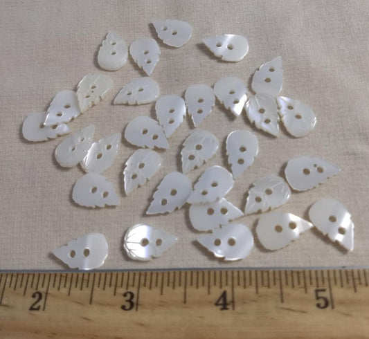 Button #SS08 #2 Hole #White #Leaf #Polyester #10pc