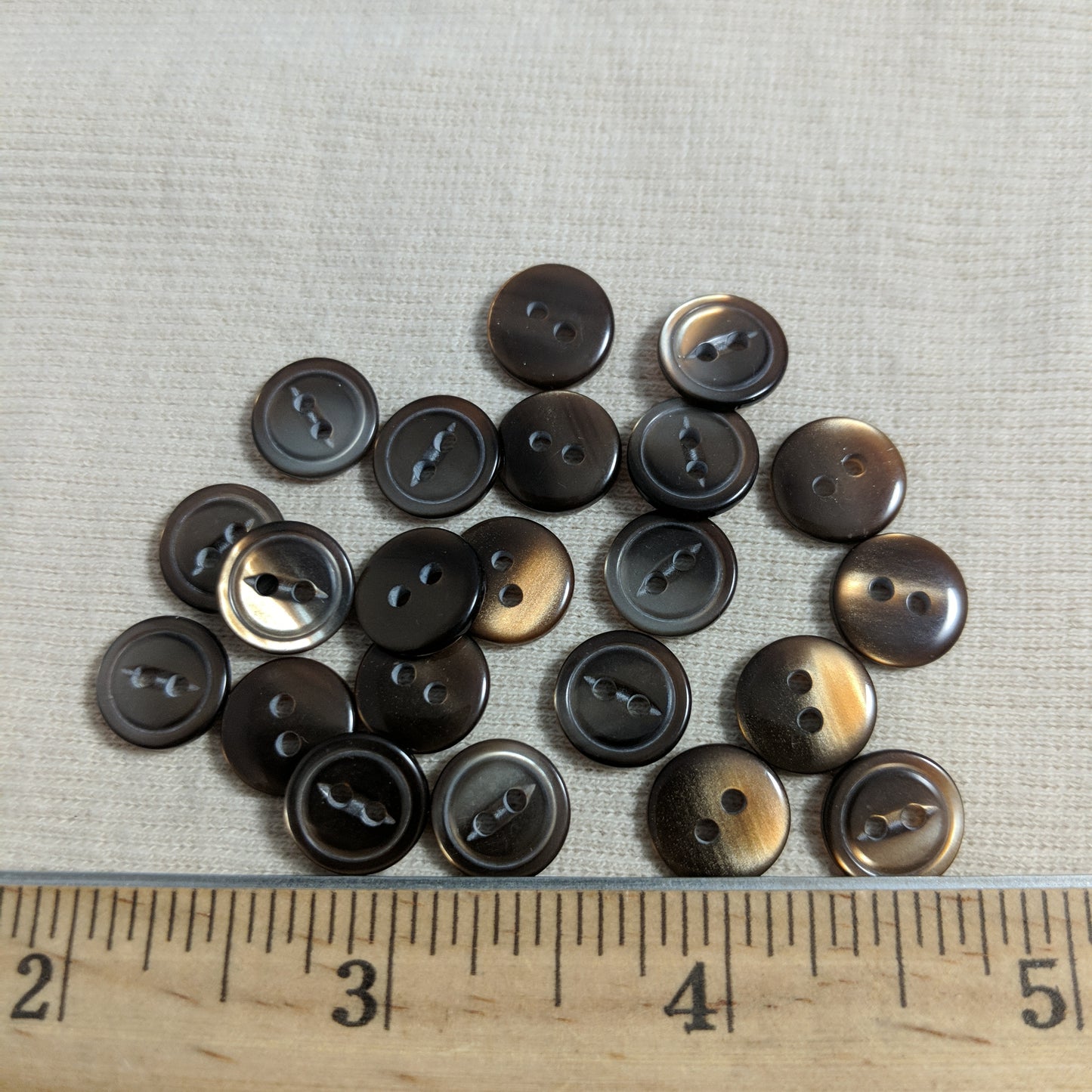 Button Fisheye #20-1 #2 Hole #Brown #Imitation #Shell #Rim #Polyester#10pc