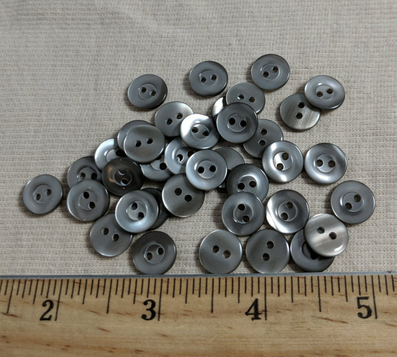 Button #20-3 #2 Hole #Grey #Imitation #Shell #Polyester #10pc