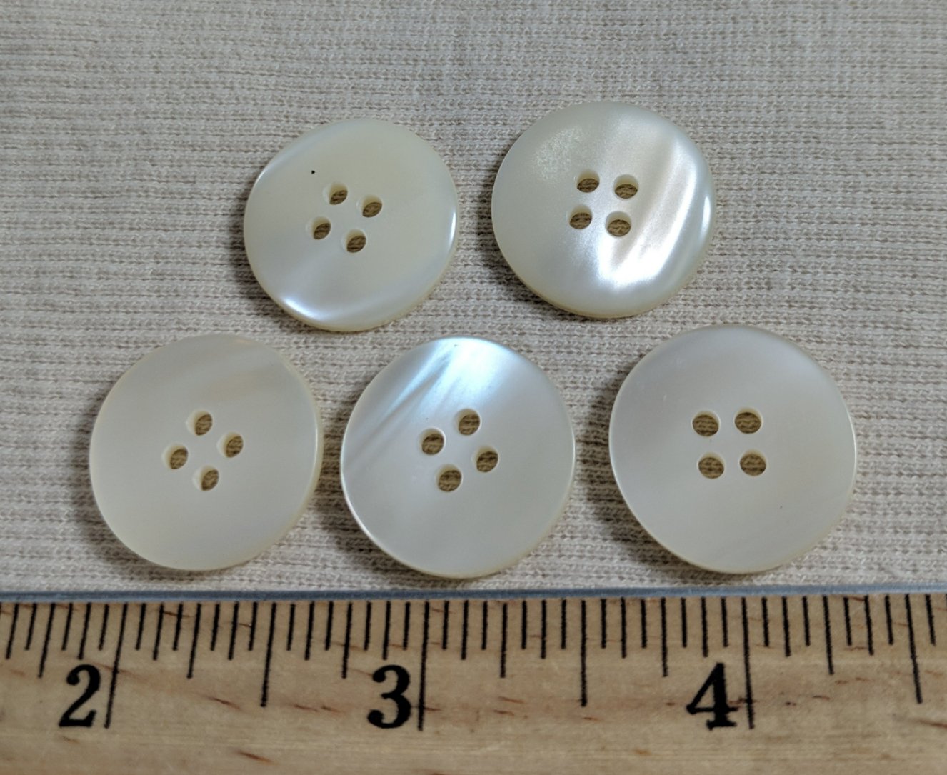 Button #20-6 #4 Hole #White #Polyester #10pc