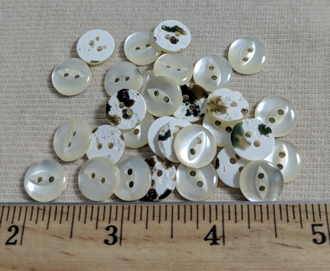 Button #Yoko28 #2 Hole #Pearl #Fish-Eye #Imitation #Shell #10pc