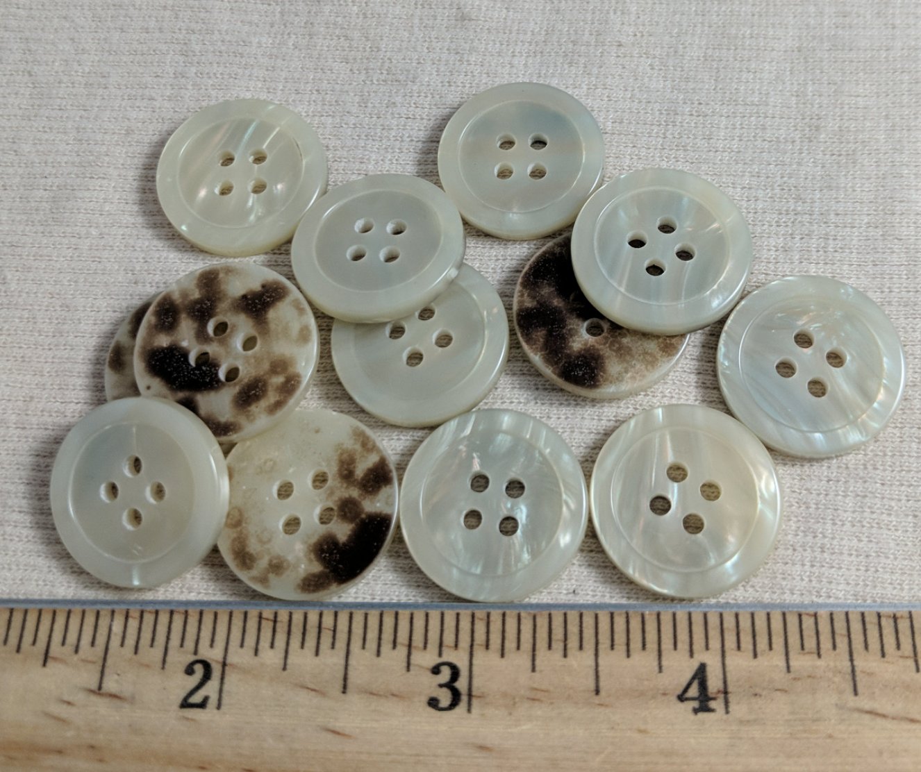 Button #21172 #4 Hole #Pearl #Rim #Imitation #Shell #10pc