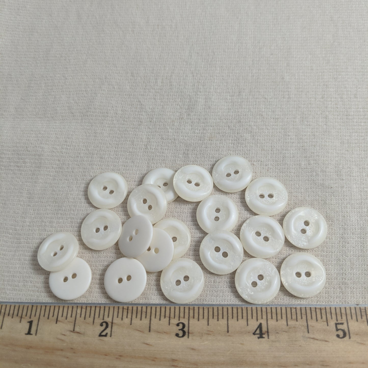 Button #P9023-1 #2 Hole #Cream #Rim #Imitation #Horn #Polyester #10pc