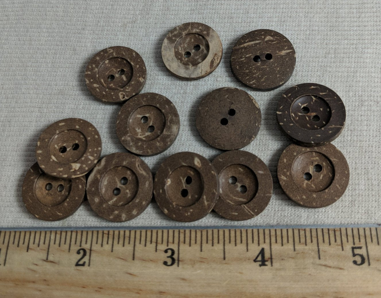 Button #26015 #PPC015 #2-Hole #Brown #Coconut #10pc