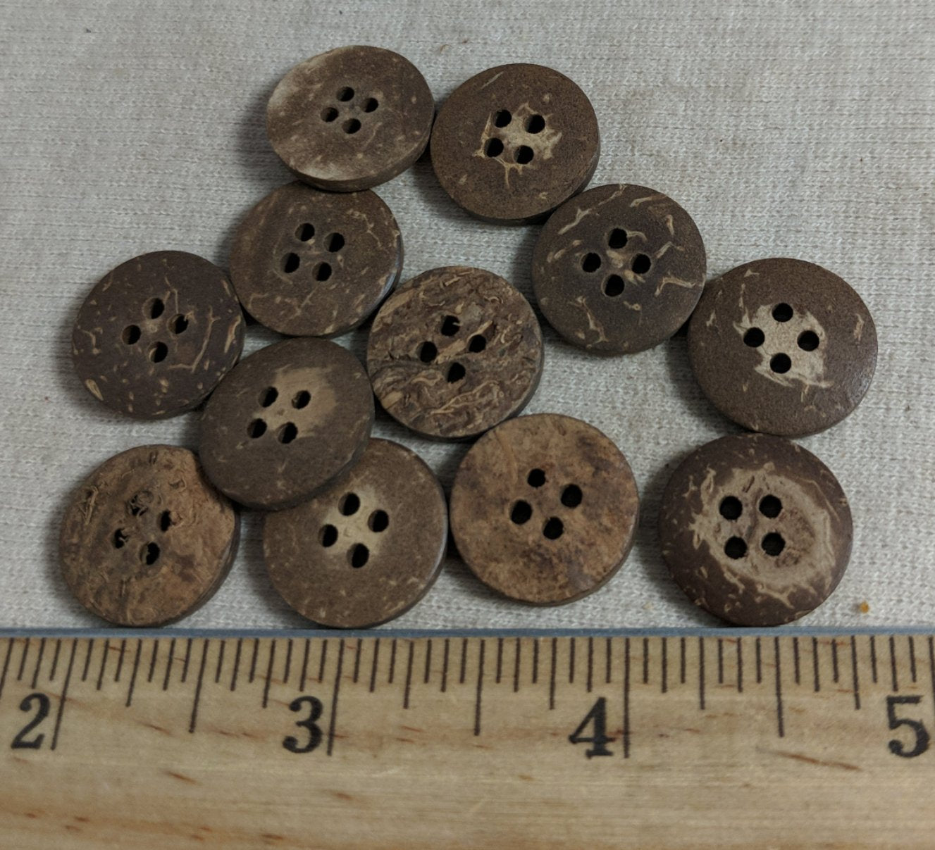 Button #PPC003 #4 Hole #Brown #Coconut #Wood #10pc