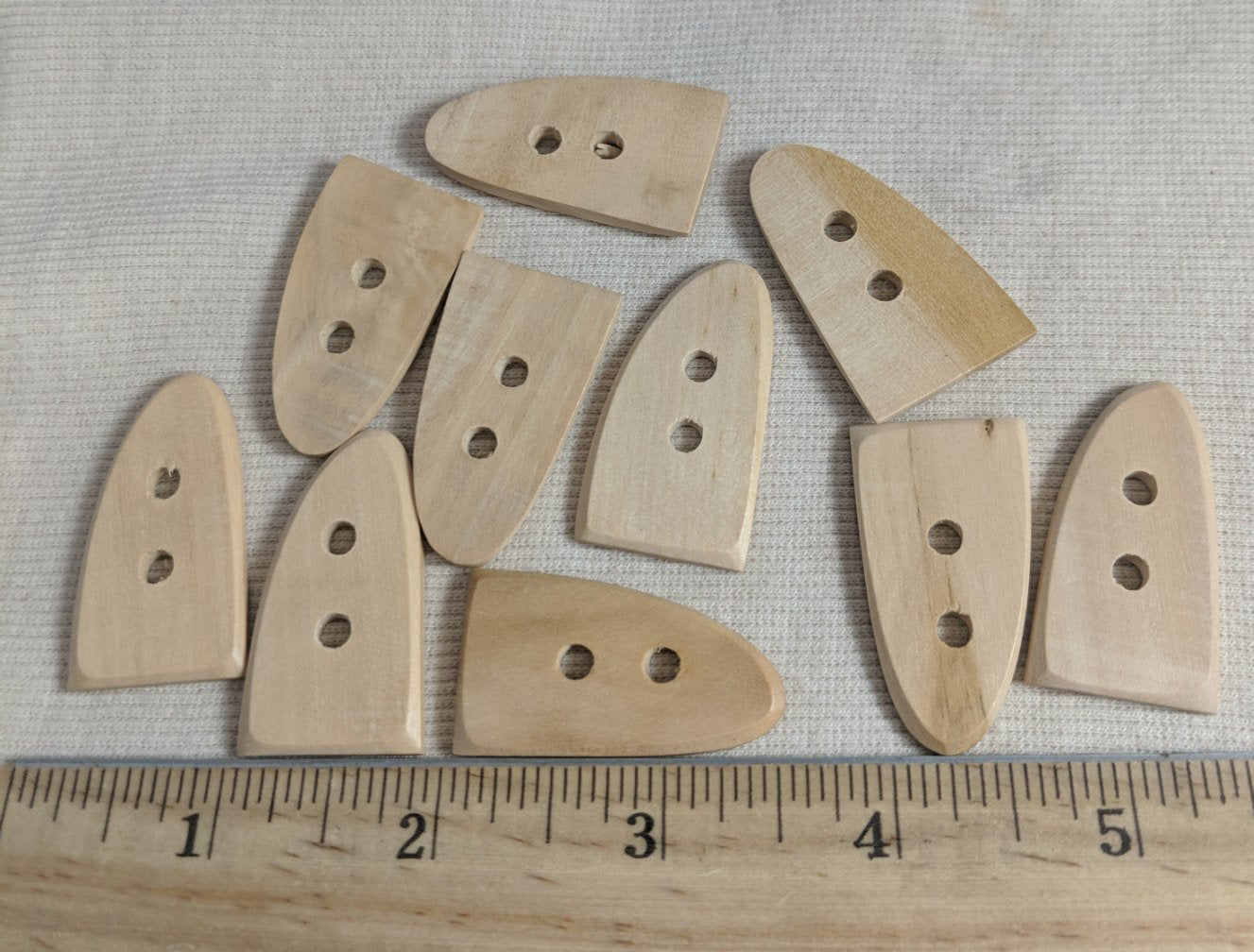 Button #21472 #2 Hole #Cream #Wood #Toggle #10pc