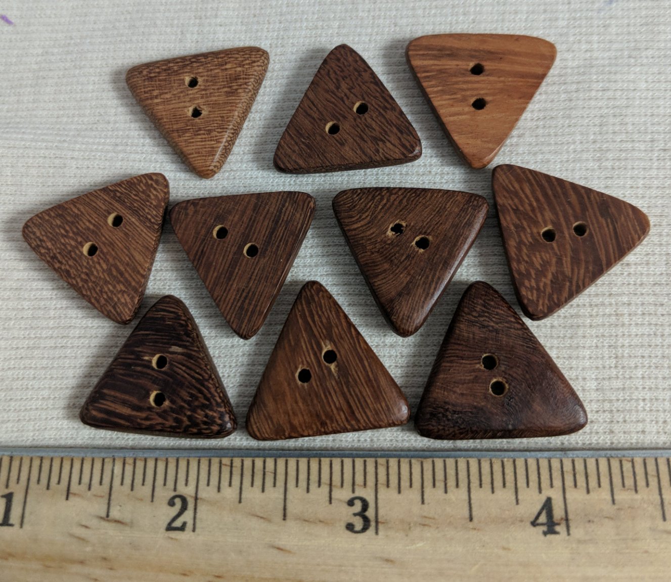 Button #RAD-TR-D #2 Hole #Brown #Wood #10pc