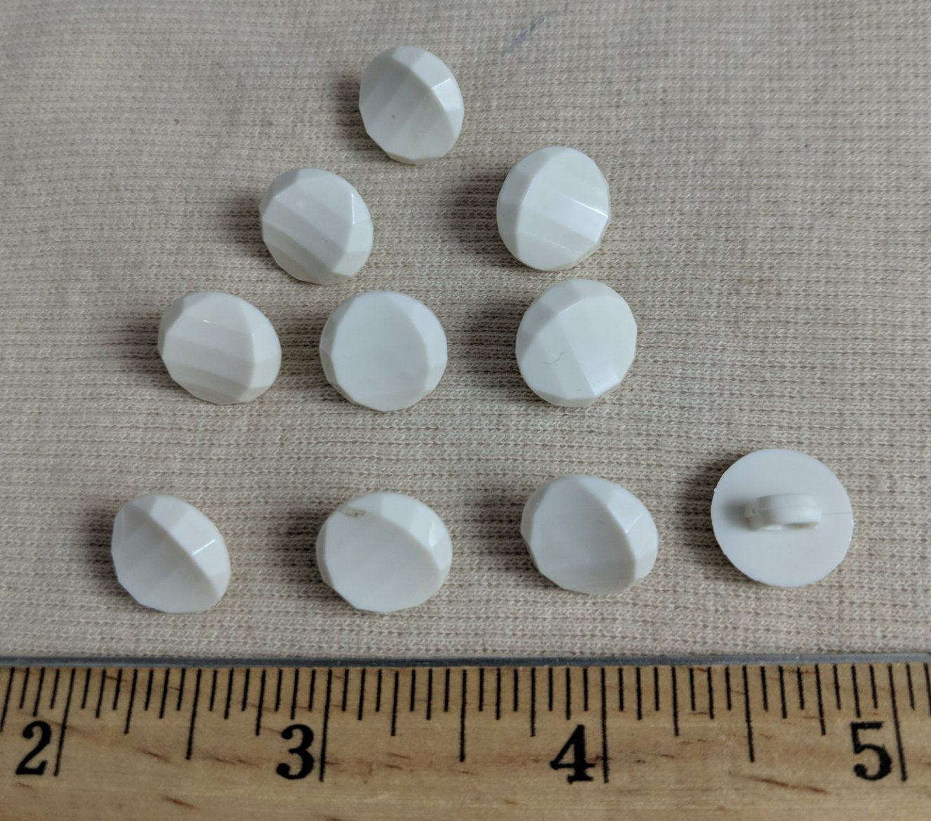 Button #9877 #Shank #White #Nylon #10pc