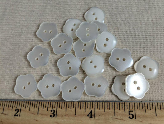 Button #822 #2 Hole #White #Flower #Nylon  #10pc