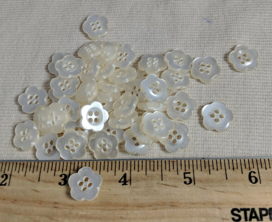 Button #824 #4 Hole #Pearl #Flower #Polyester #10pc