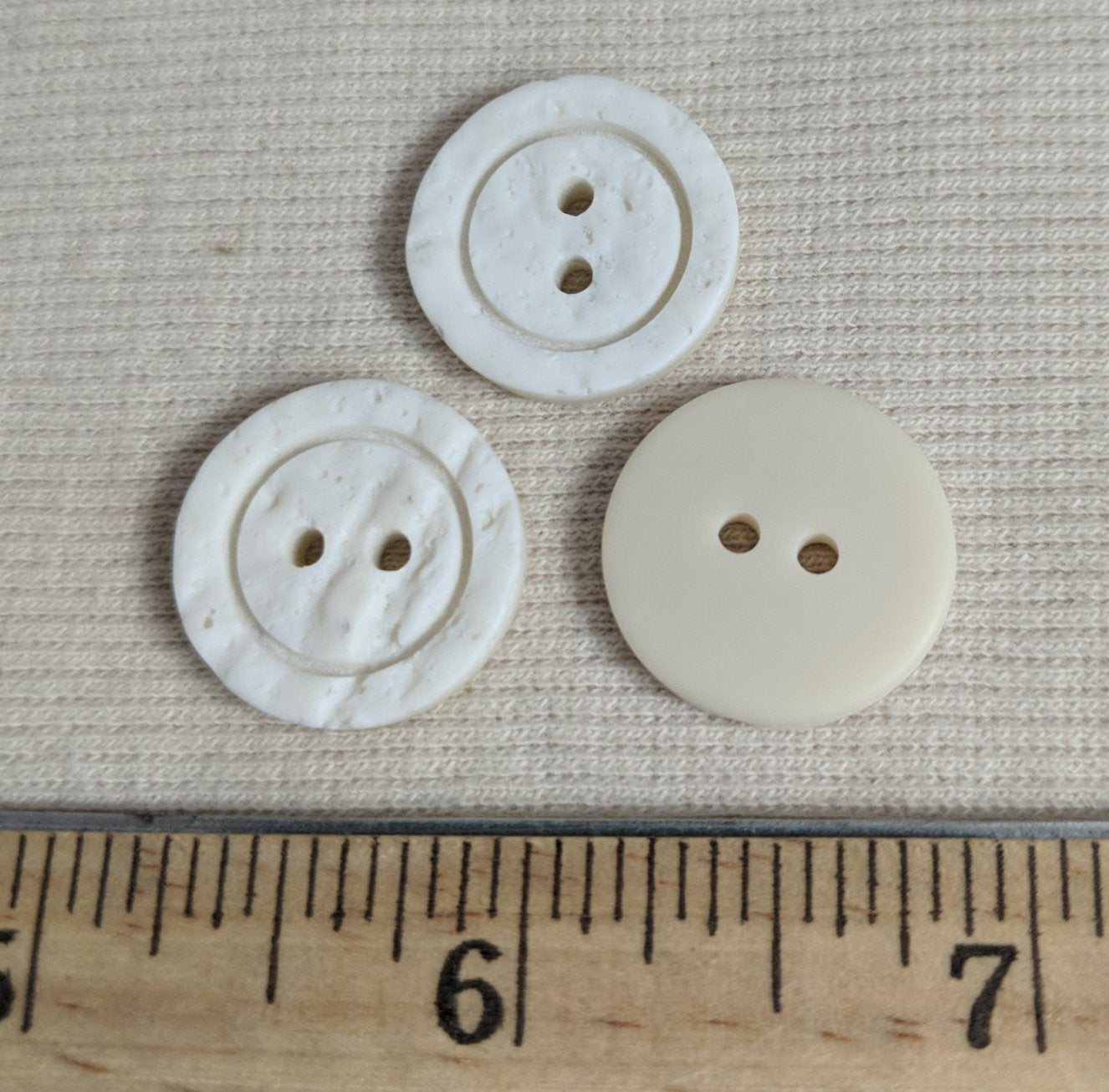 Button #21005 #2 Hole #White #Rim #Abs #10pc