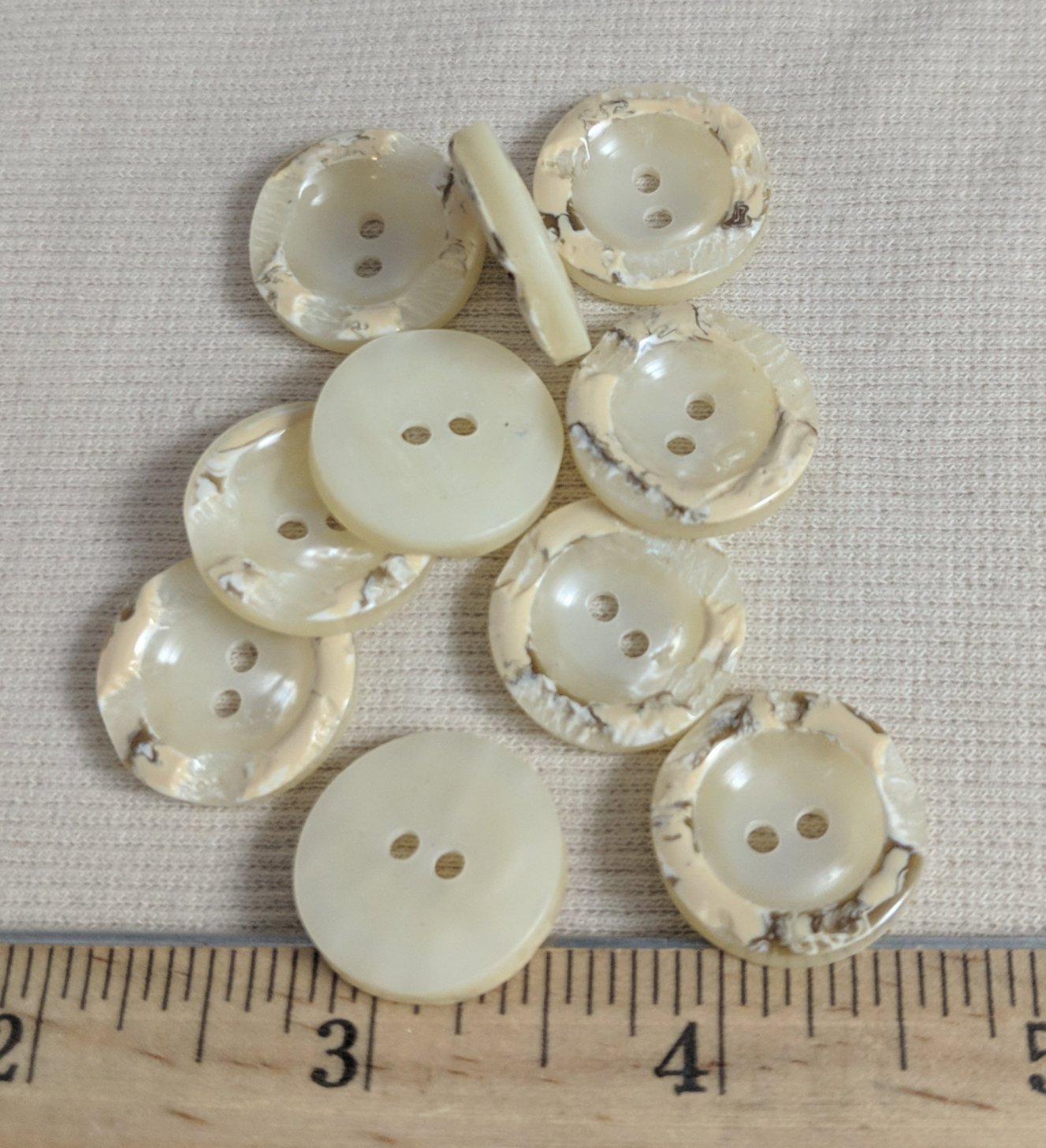 Button #1347 #98088-2 #2 Hole #Cream #Polyester #10pc