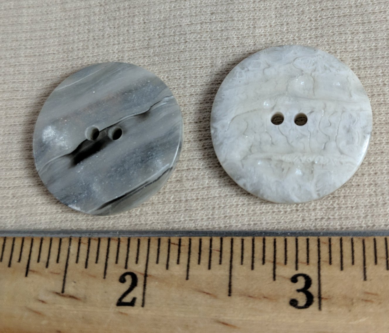 Button #95413 #2 Hole #Grey #Polyester #10pc