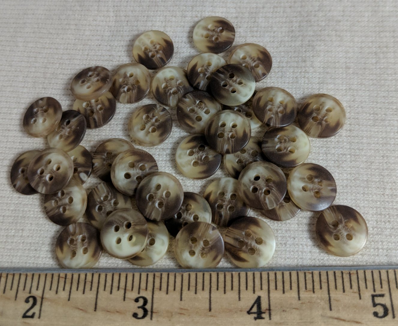 Button #20398  #4 Hole #Brown #Imitation #Horn #Polyester #10pc