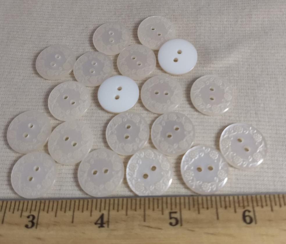 Button #1392 #2 Hole #Cream #Nylon #Flower #10pc