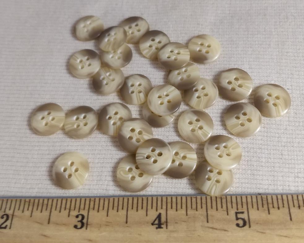 Button 20690 #4 Hole #Cream #Imitation #Horn #Polyester #10pc