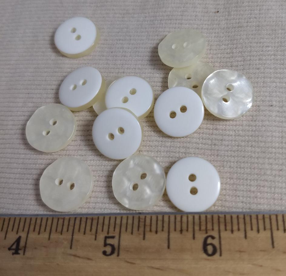 Button #23635 #2 Hole #White #Polyester #10pc