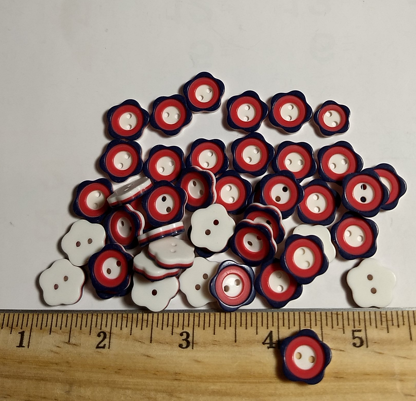 Button #519 #2 Hole #Red #Polyester #Flower #10pc