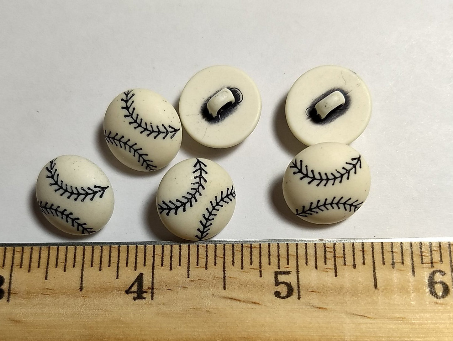 Button #SA2103 #Shank #Cream #Baseball #Polyester #10pc