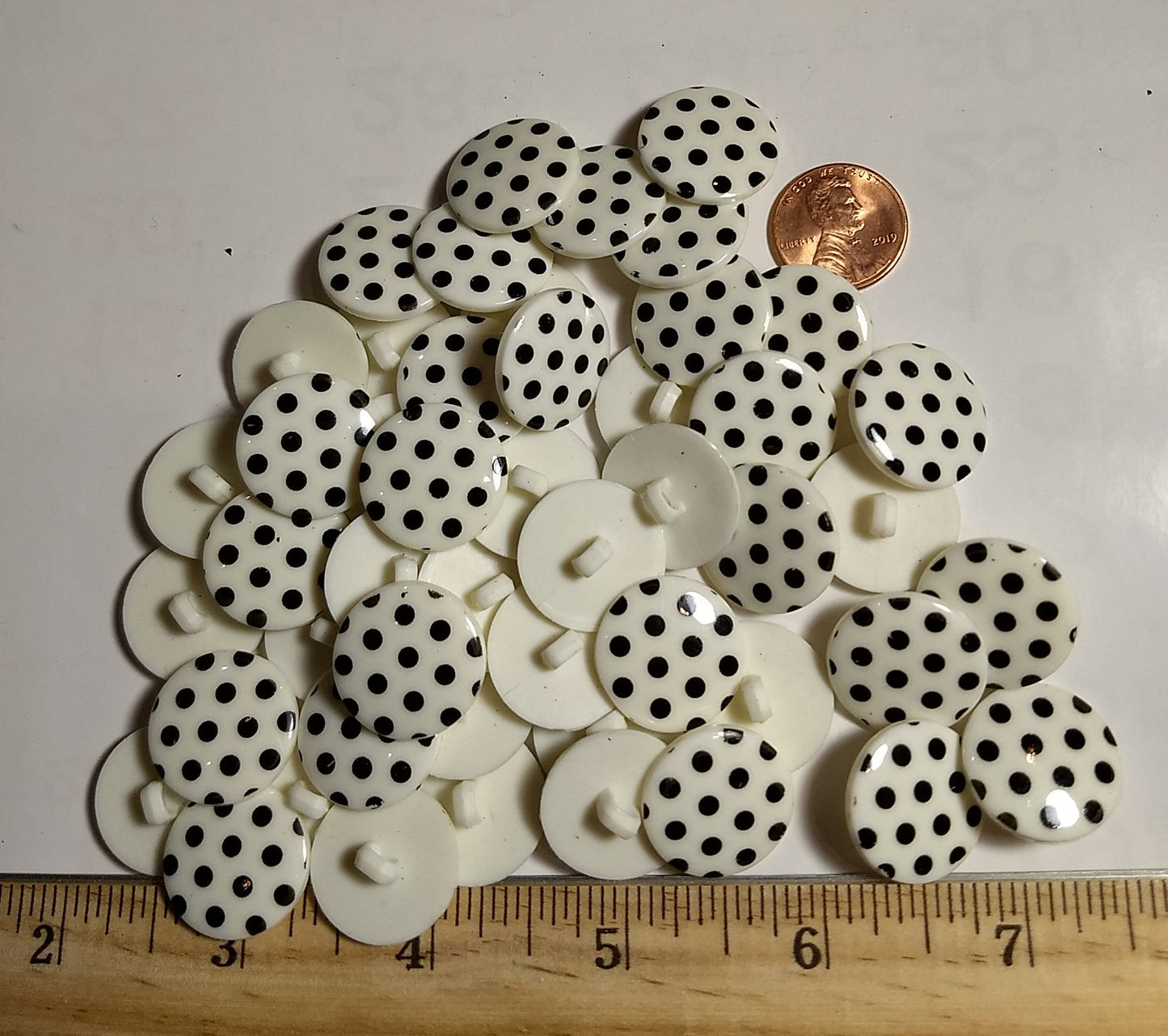 Button #29851-Polkadot #Shank #Cream #Nylon #10pc